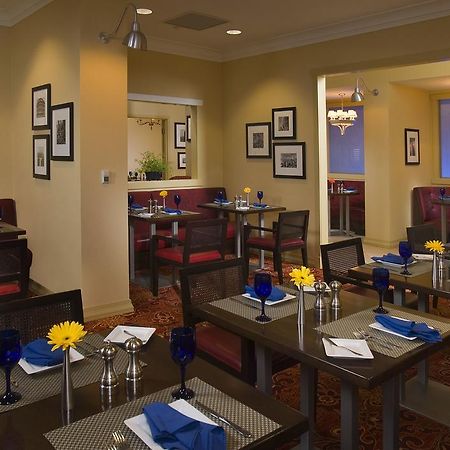 The Hotel Ml Mount Laurel Restoran gambar